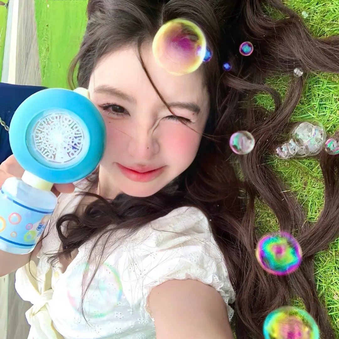 鲜花盛开的山村